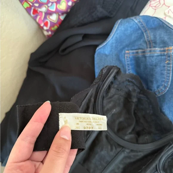 Vintage Victoria’s Secret Gold Label Black Lace Bustier - Picture 6 of 7